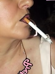 Shirley Slut 853 gallery of explicit photos.