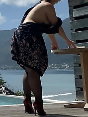 Naughty Sisi Posing At A Pool