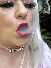 Fingered holes of hot mature ladies with racy bodies